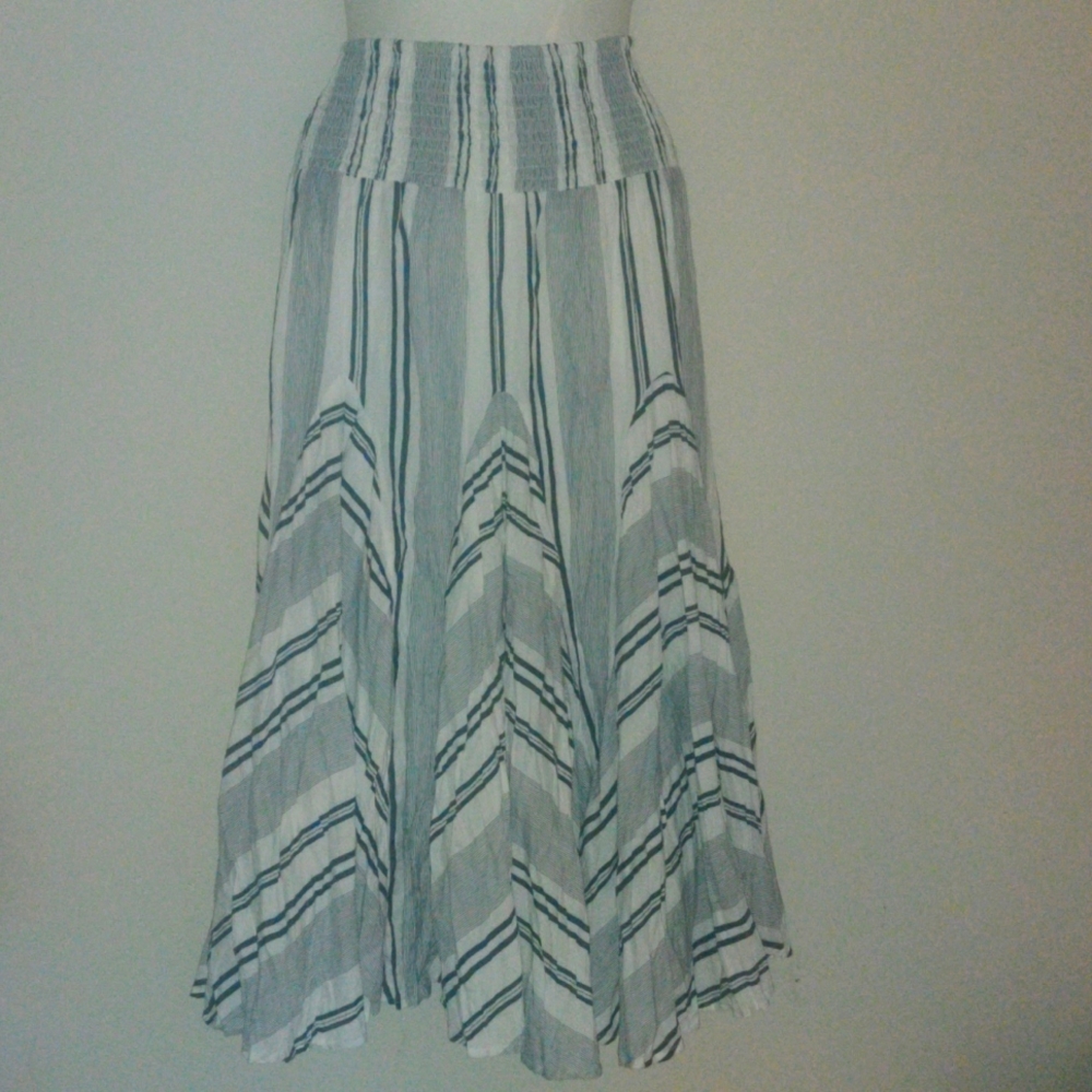 Chelsea & Theodore skirt